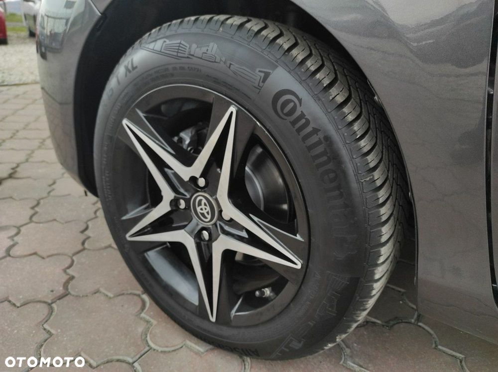 Toyota Yaris - 17
