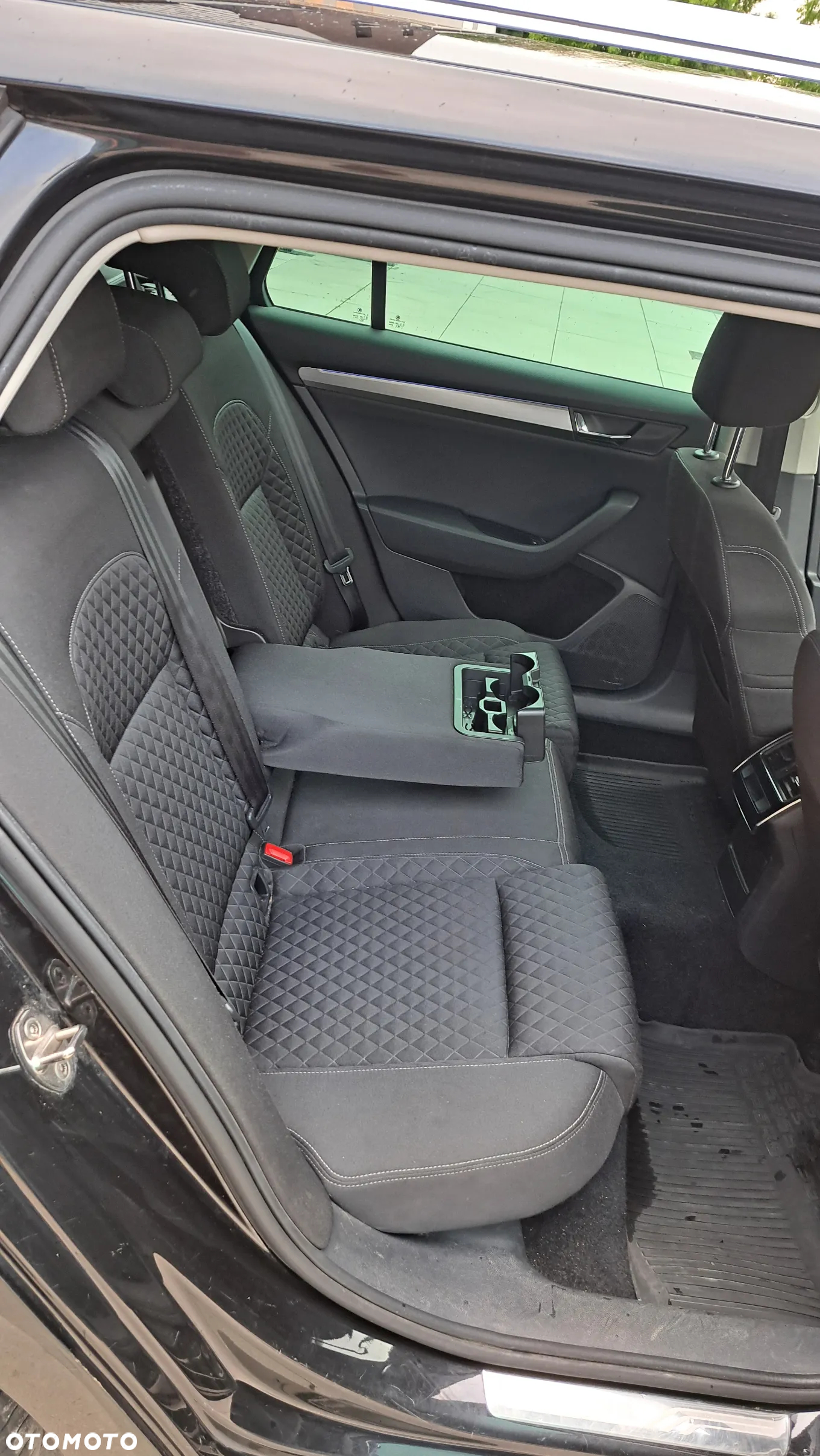 Skoda Superb 2.0 TDI Style DSG - 14