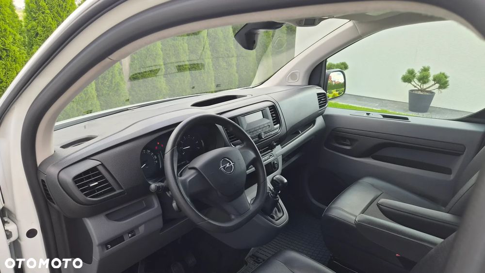 Opel Vivaro - 9