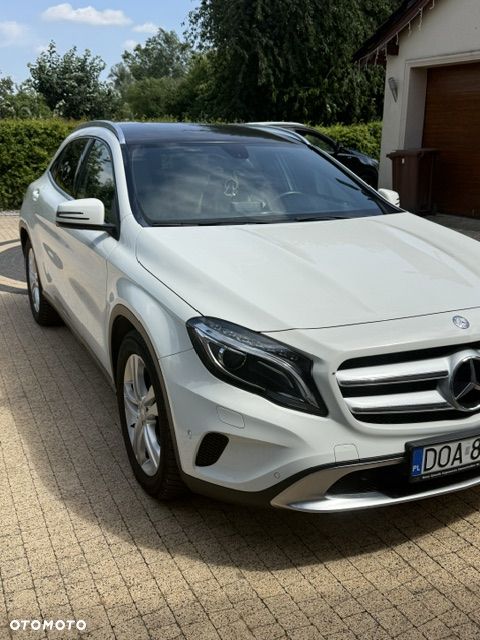 Mercedes-Benz GLA - 3