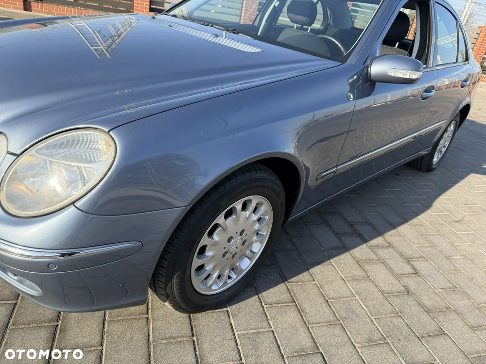 Mercedes-Benz Klasa E 200 Kompressor Automatik Elegance - 23
