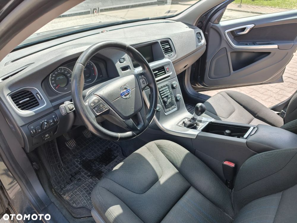 Volvo S60 D2 - 12