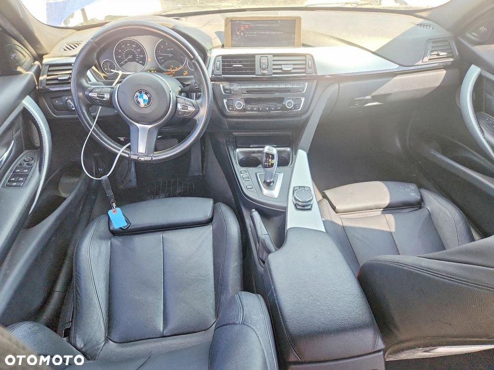 BMW Seria 3 328i Sport-Aut - 7