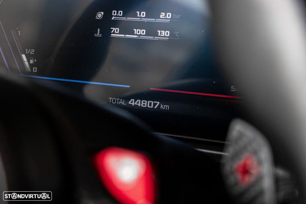 BMW M3 Competition xDrive - 24