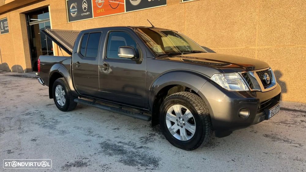 Nissan Navara 2.5 dCi CD Pilot Hi-Tech - 13