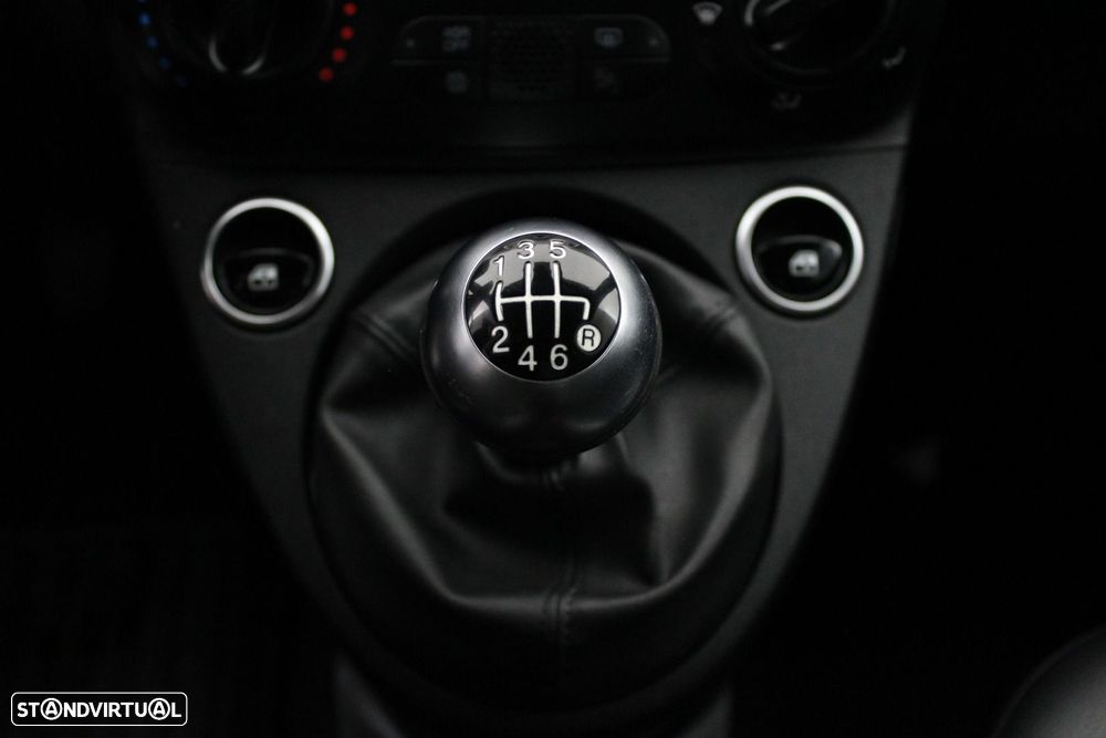 Fiat 500C 1.0 Hybrid Connect - 19