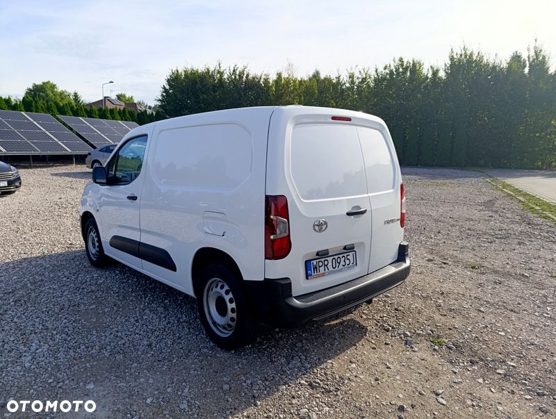 Toyota Proace City Furgon 2.3T - 12