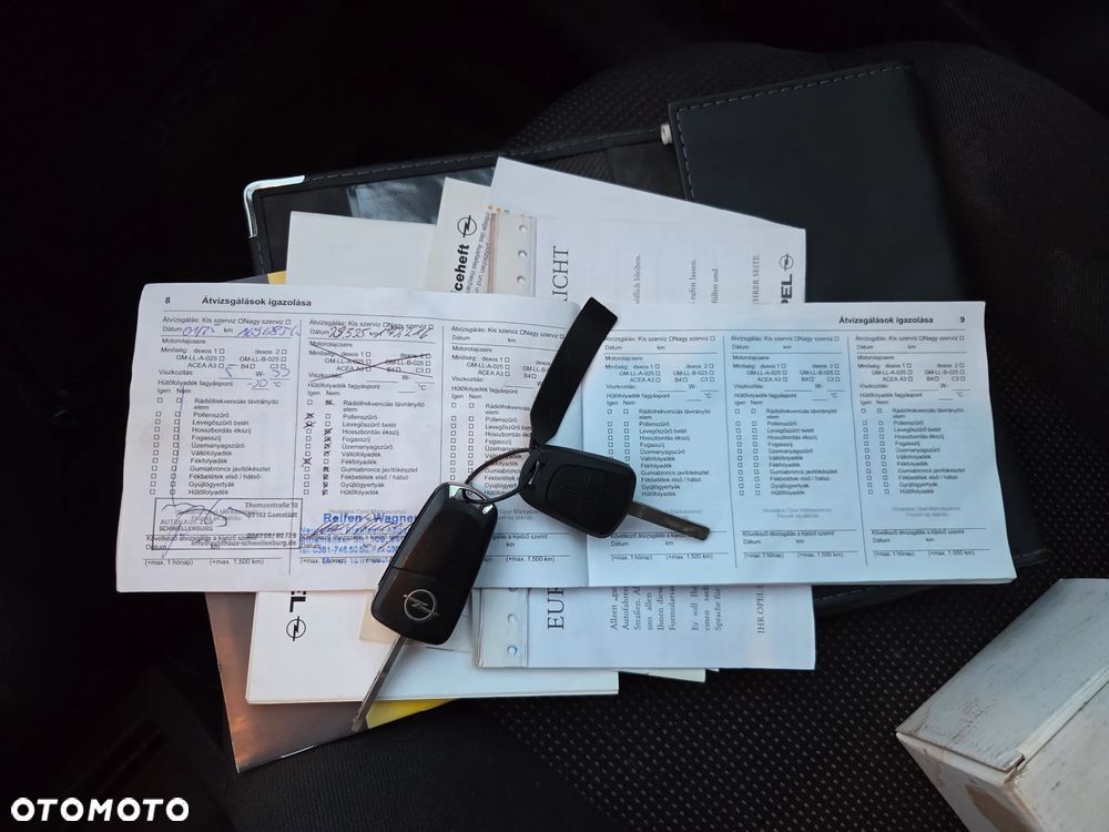 Opel Zafira 1.8 Family - 30