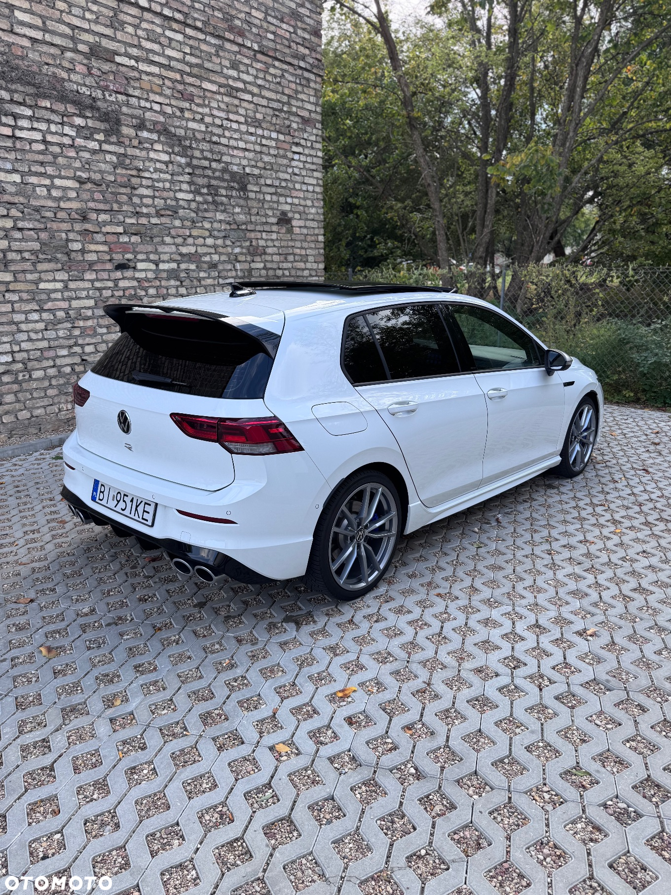 Volkswagen Golf - 23