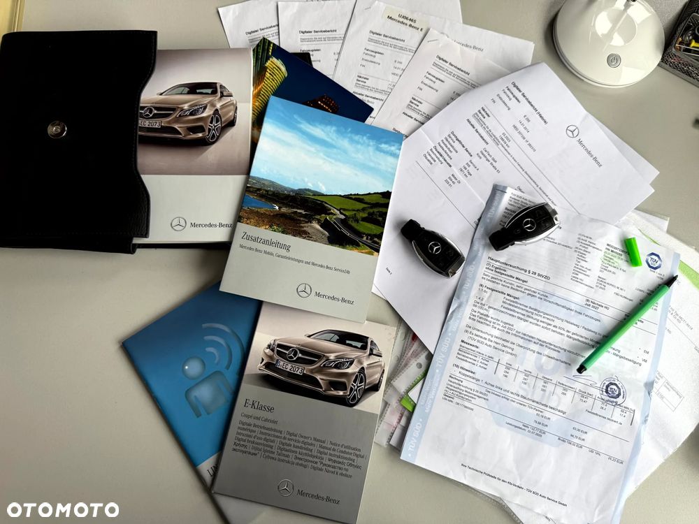 Mercedes-Benz Klasa E 250 7G-TRONIC Sport Edition - 38