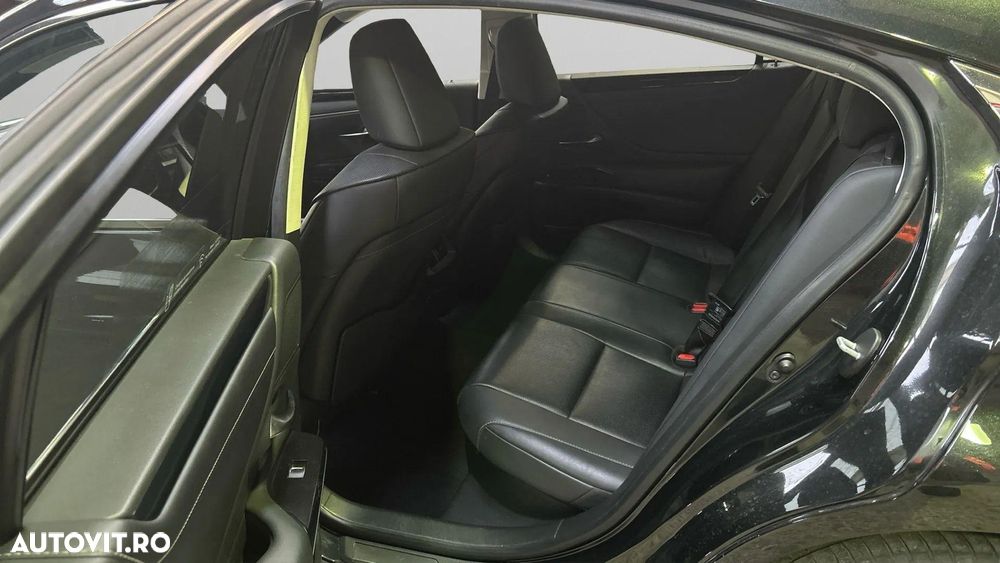 Lexus Seria ES 300h Executive Line - 8