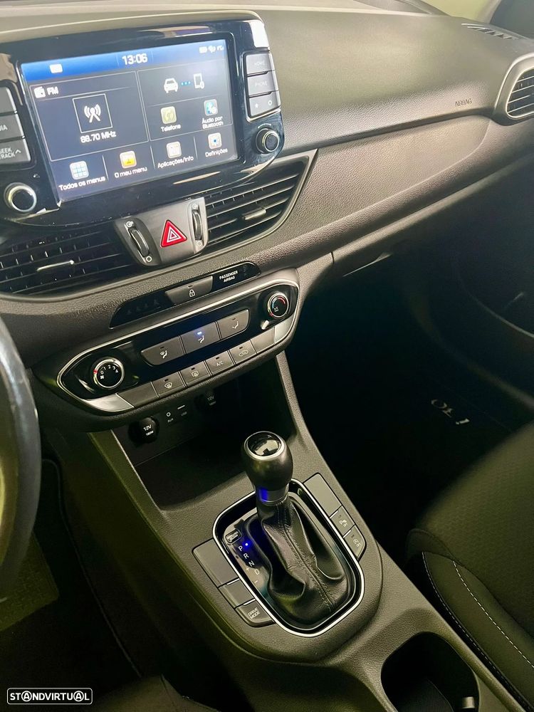 Hyundai i30 CW - 13