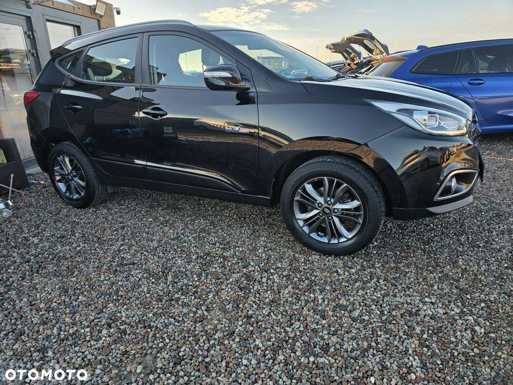 Hyundai ix35 1.6 2WD Fifa World Cup Edition - 17