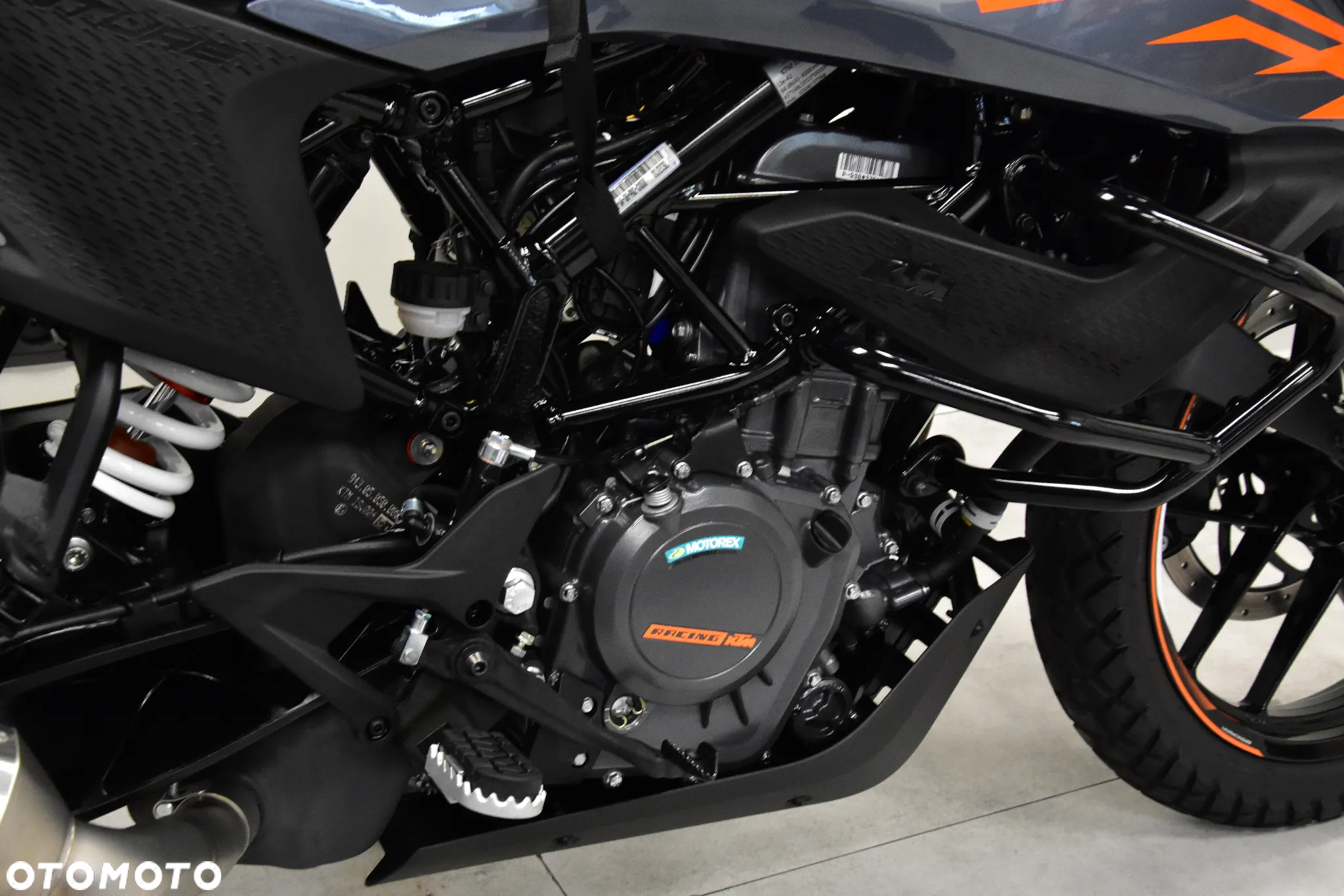 KTM Adventure - 29