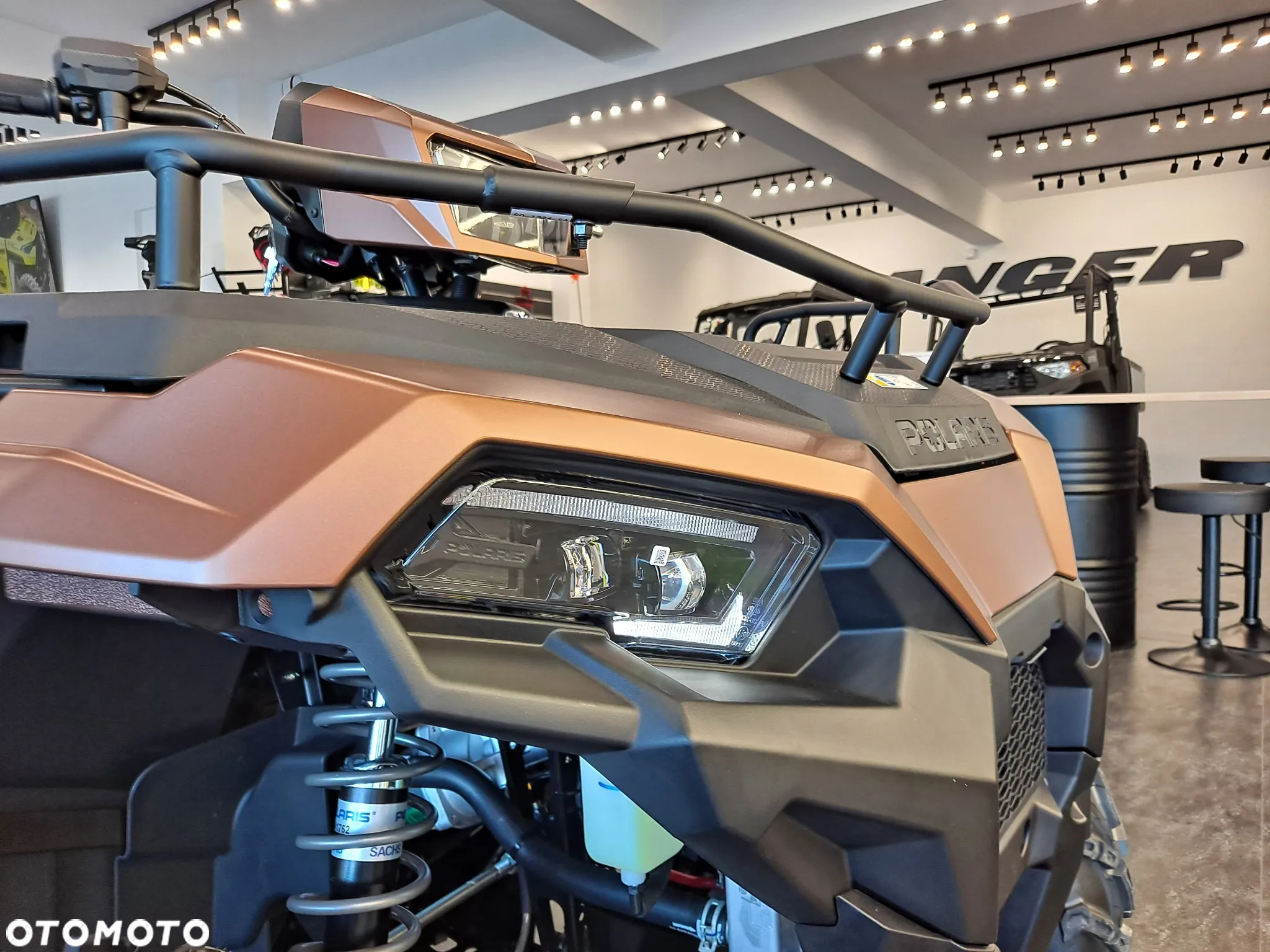 Polaris Sportsman - 12