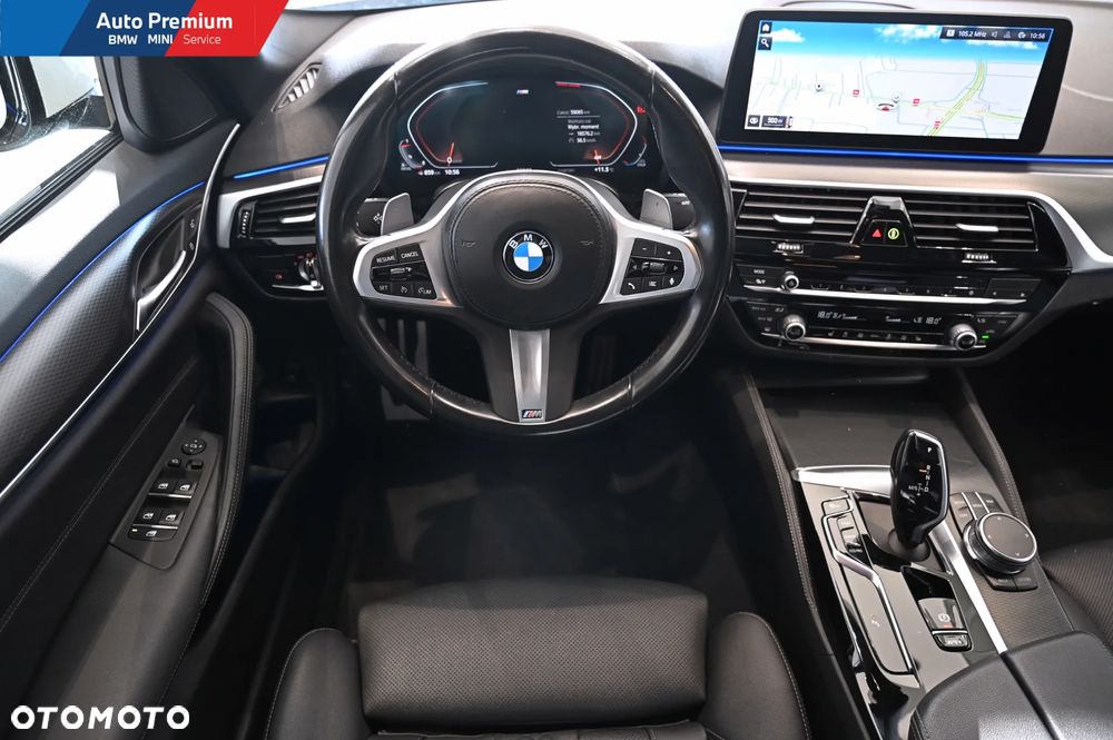 BMW Seria 5 520d xDrive mHEV - 13