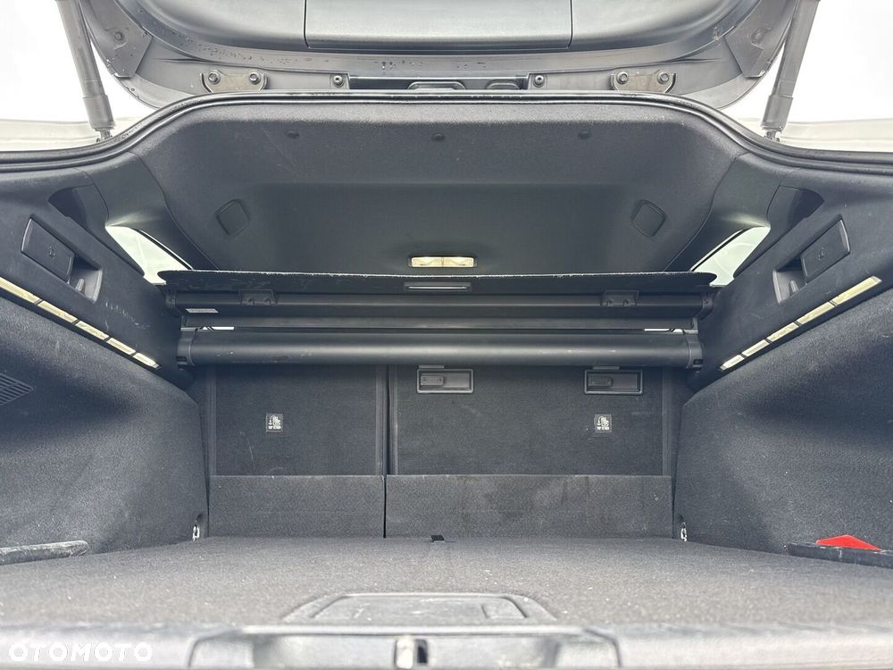 Toyota Corolla 1.8 Hybrid Style - 14