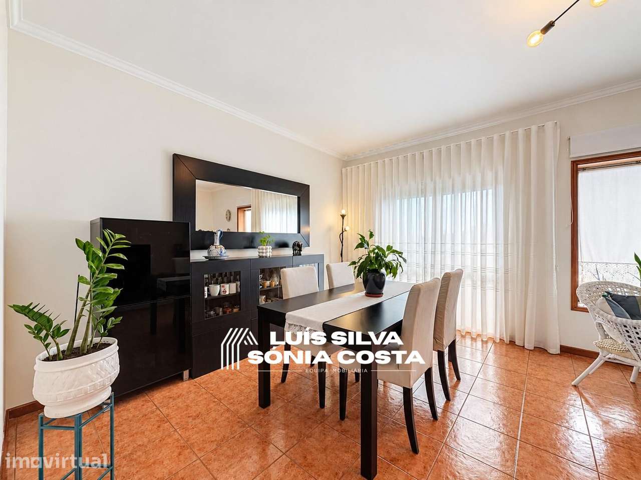 Apartamento T3 Duplex, Varanda, Garagem Fechada & Último Andar -... - Grande imagem: 2/32