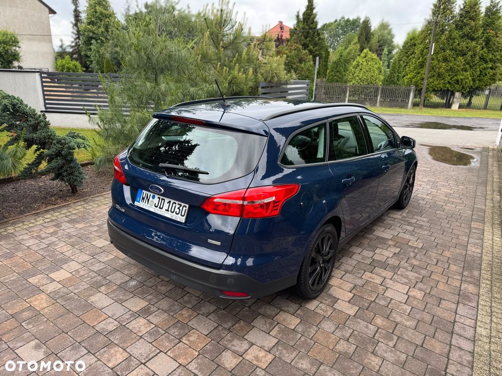 Ford Focus 1.0 EcoBoost Trend Sport - 11