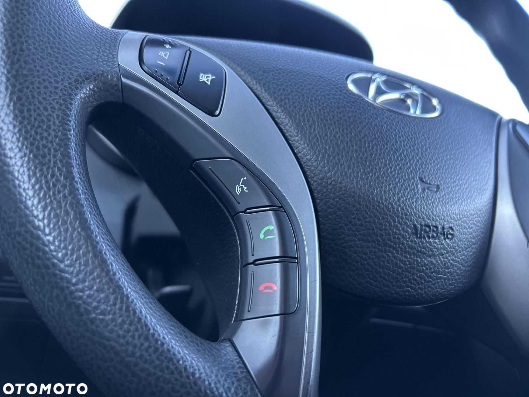 Hyundai i30 1.4 BlueDrive Classic + - 25