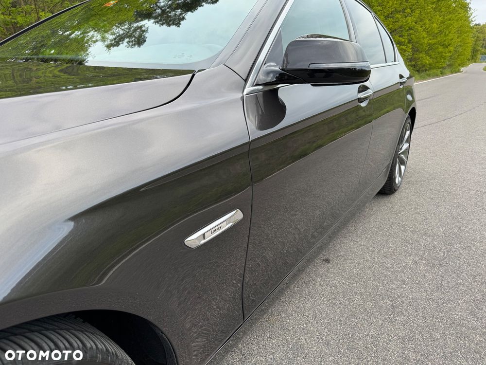 BMW Seria 5 525d xDrive Luxury Line - 34