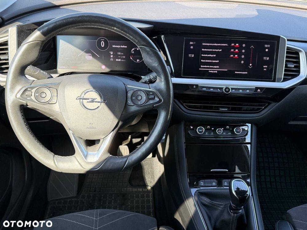 Opel Grandland 1.2 T GS Line S&S - 11