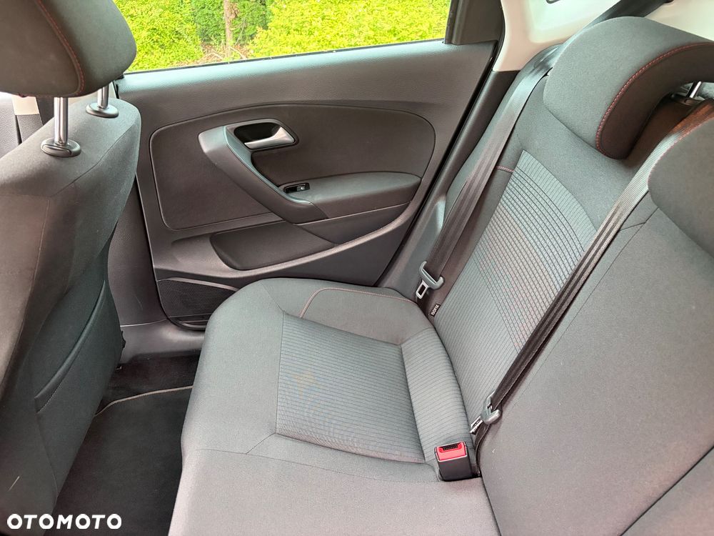 Volkswagen Polo 1.0 (Blue Motion Technology) SOUND - 21