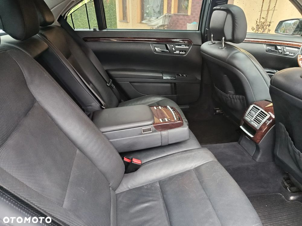 Mercedes-Benz Klasa S 400 7G-TRONIC - 31