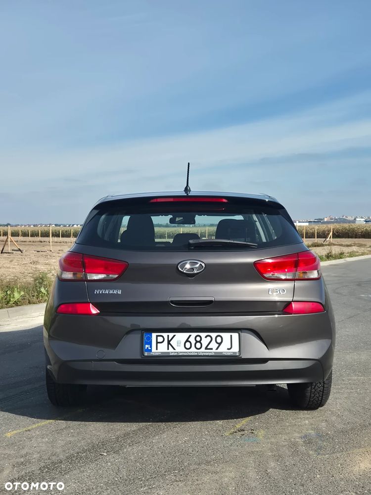 Hyundai i30 1.4 T-GDI Classic + DCT - 4