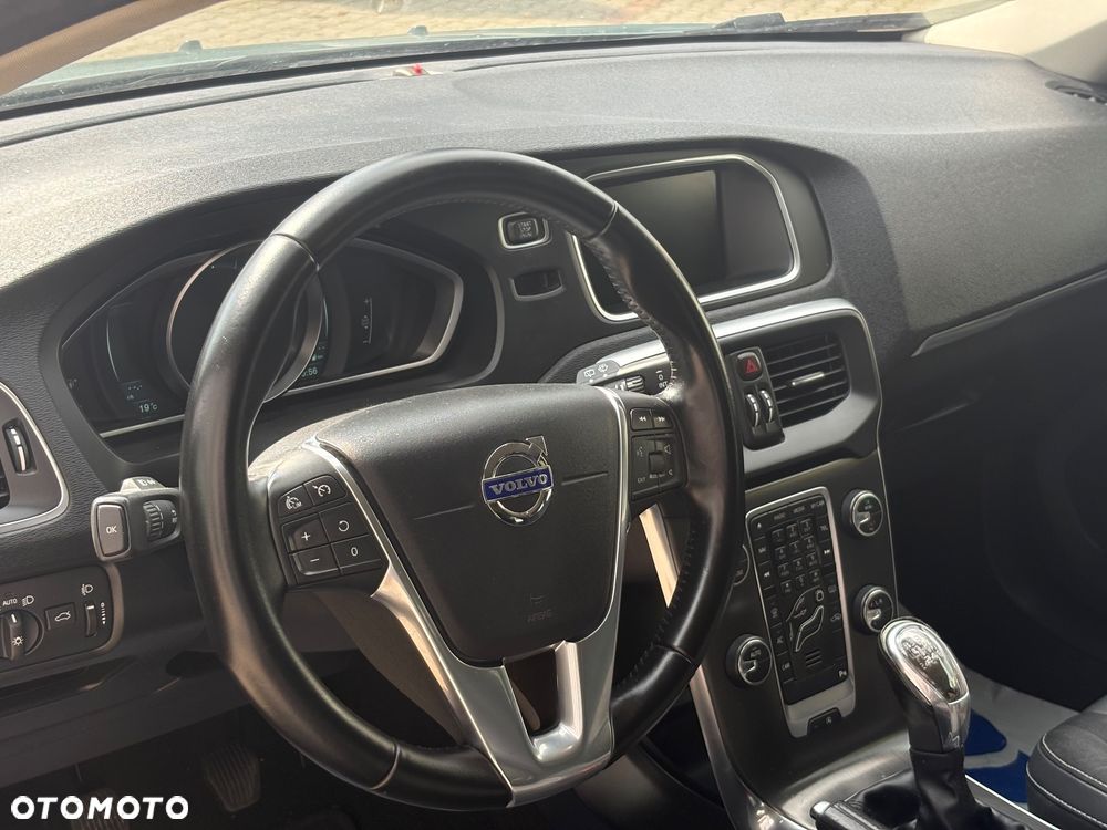 Volvo V40 D2 You - 13