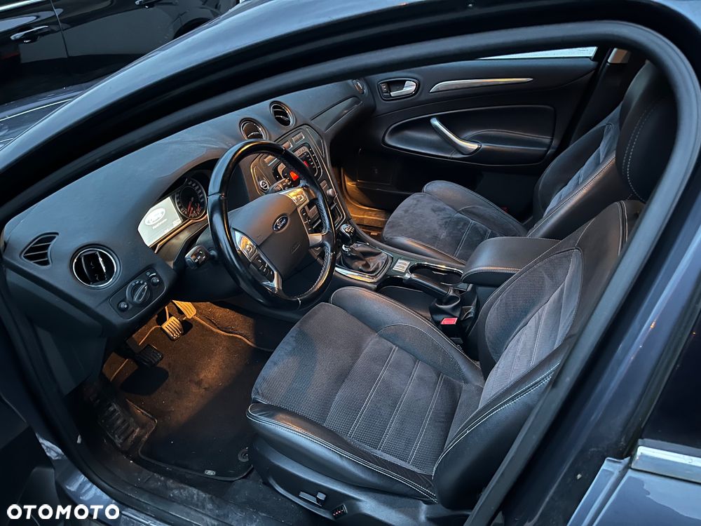 Ford Mondeo 2.0 TDCi Titanium - 14