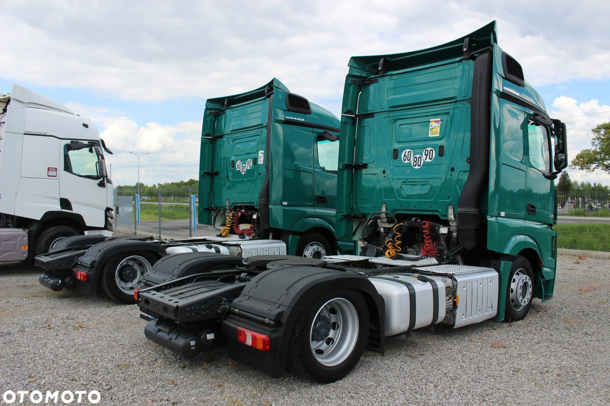 Mercedes-Benz ACTROS 1845 /LOW DECK /MEGA / 2 ZBIORNIKI /KLIMA POSTOJOWA /GPS/**SERWIS FR **/ IDEALNY STAN / - 4