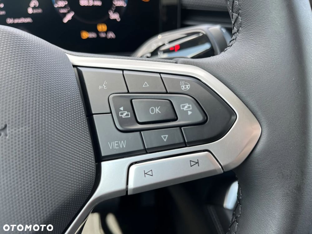 Volkswagen T-Roc 1.5 eTSI Style DSG - 27