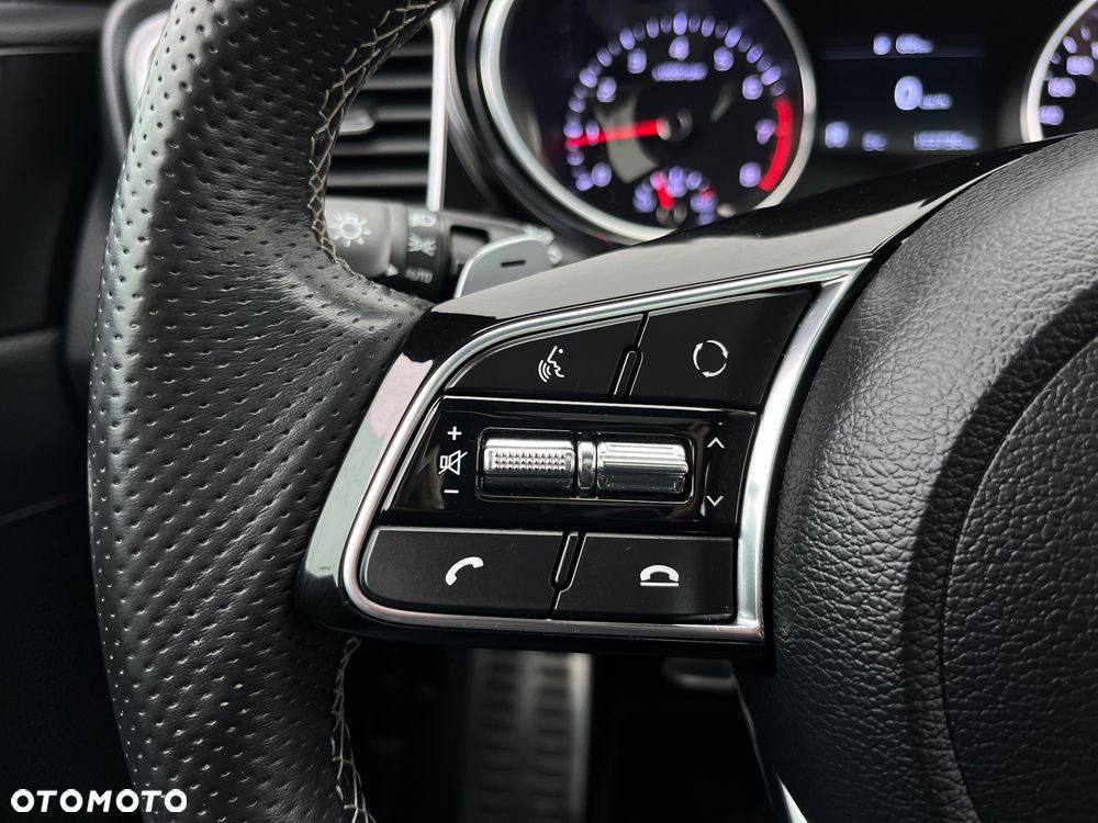 Kia ProCeed 1.5 T-GDI DCT7 OPF GT LINE - 32