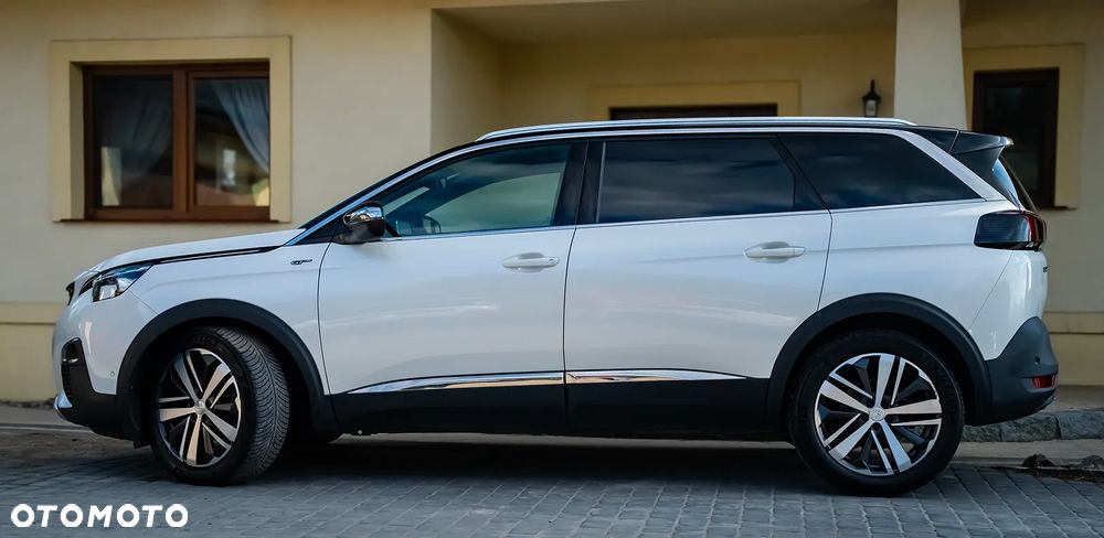 Peugeot 5008 - 5