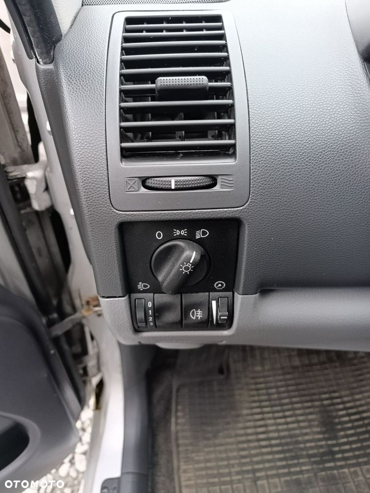 Suzuki Ignis - 12