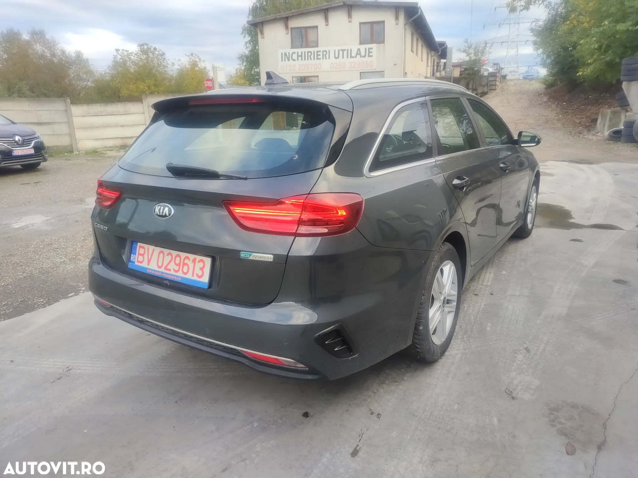 Kia Ceed - 16