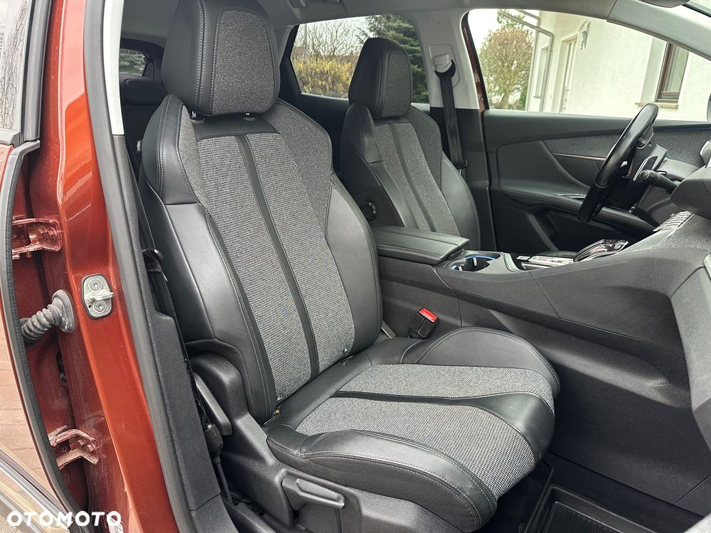 Peugeot 3008 1.5 BlueHDi Allure Pack S&S EAT8 - 27