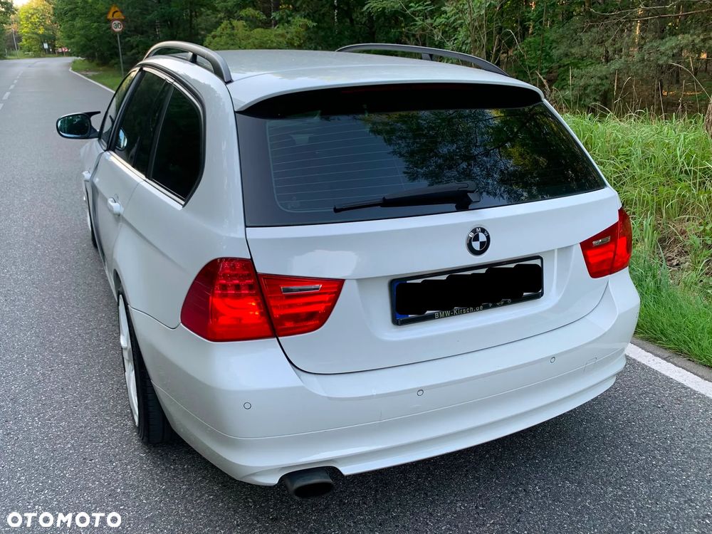 BMW Seria 3 318i Edition Exclusive - 8