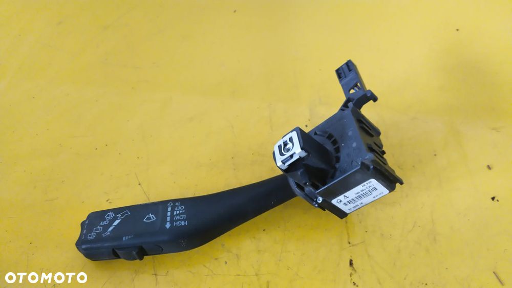 Manetka prawa VW GOLF 6 1K0953519J - 2