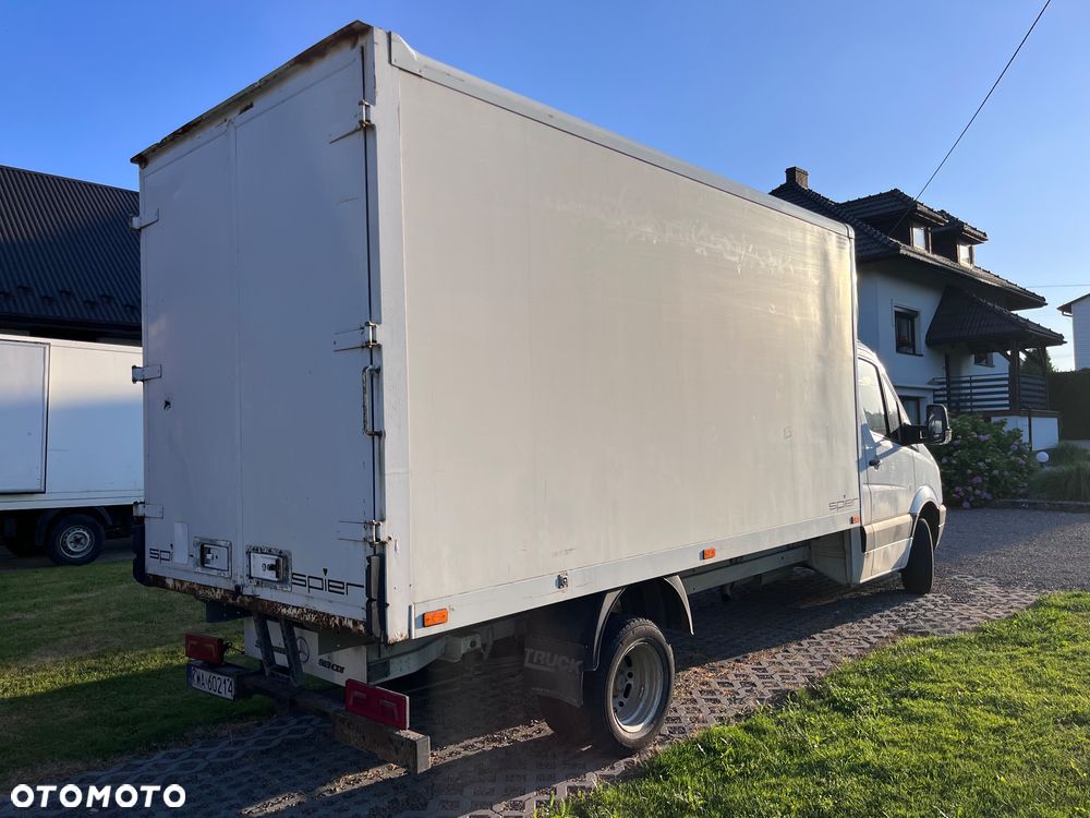 Mercedes-Benz Sprinter - 5
