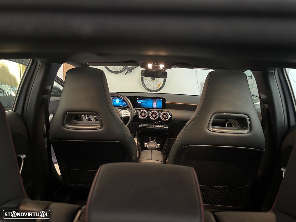 Mercedes-Benz A 250 e AMG Line - 5