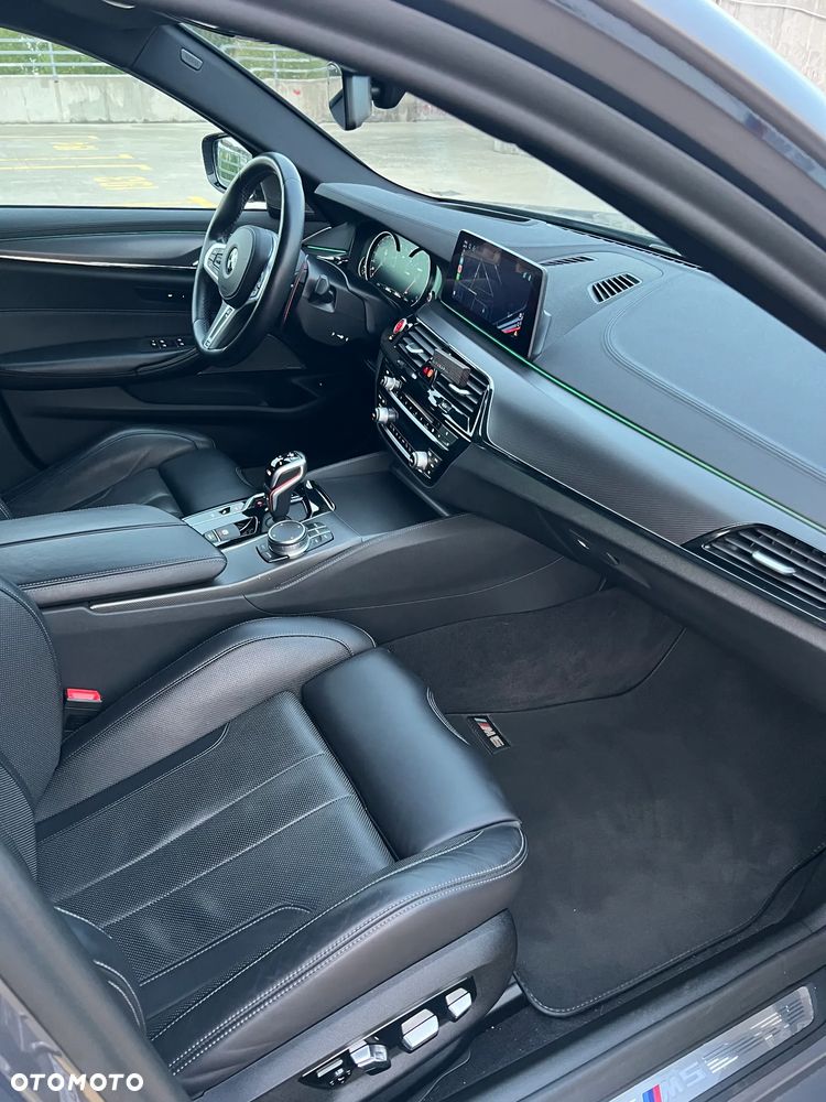 BMW M5 Competition - 24