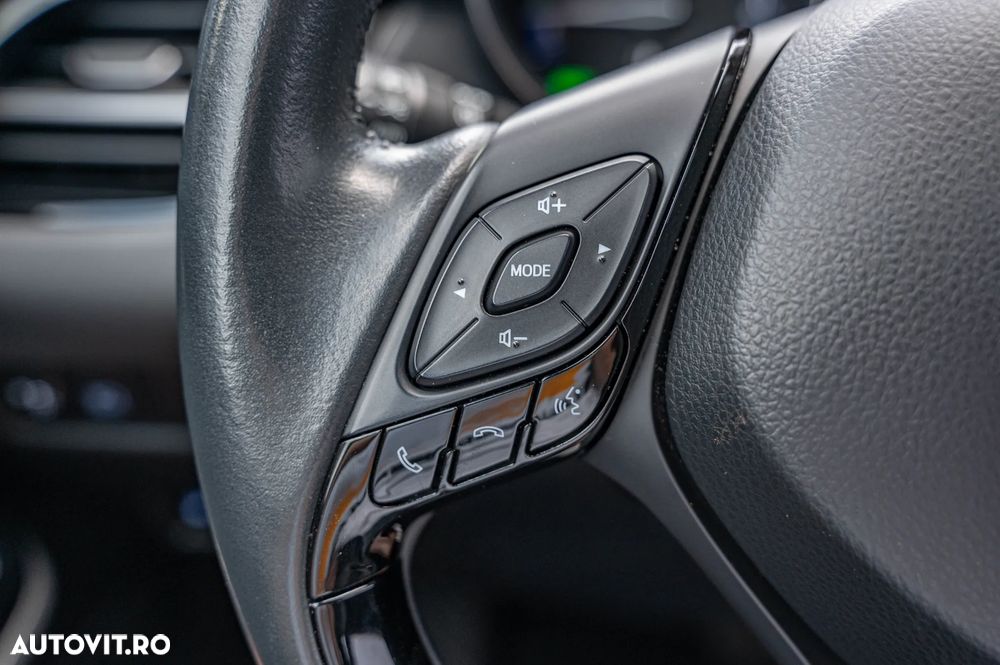 Toyota C-HR Business-Edition - 23