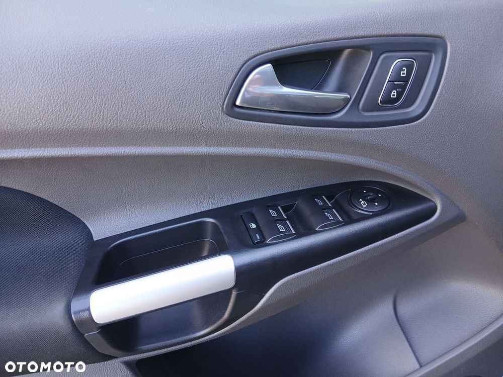 Ford Tourneo Connect 1.5 EcoBlue Titanium PowerShift - 31