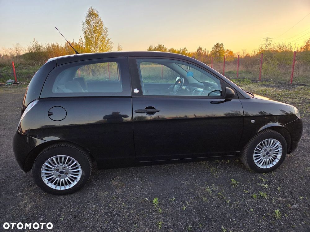 Lancia Ypsilon Y 1.2 8v Oro - 17