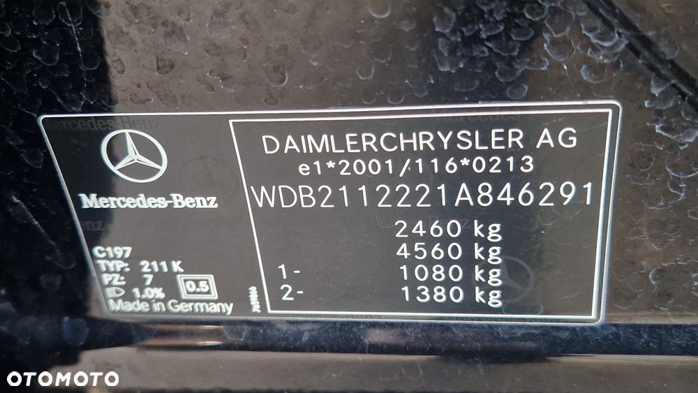 Mercedes-Benz Klasa E 320 CDI Avantgarde DPF Sport Edition AMG - 18