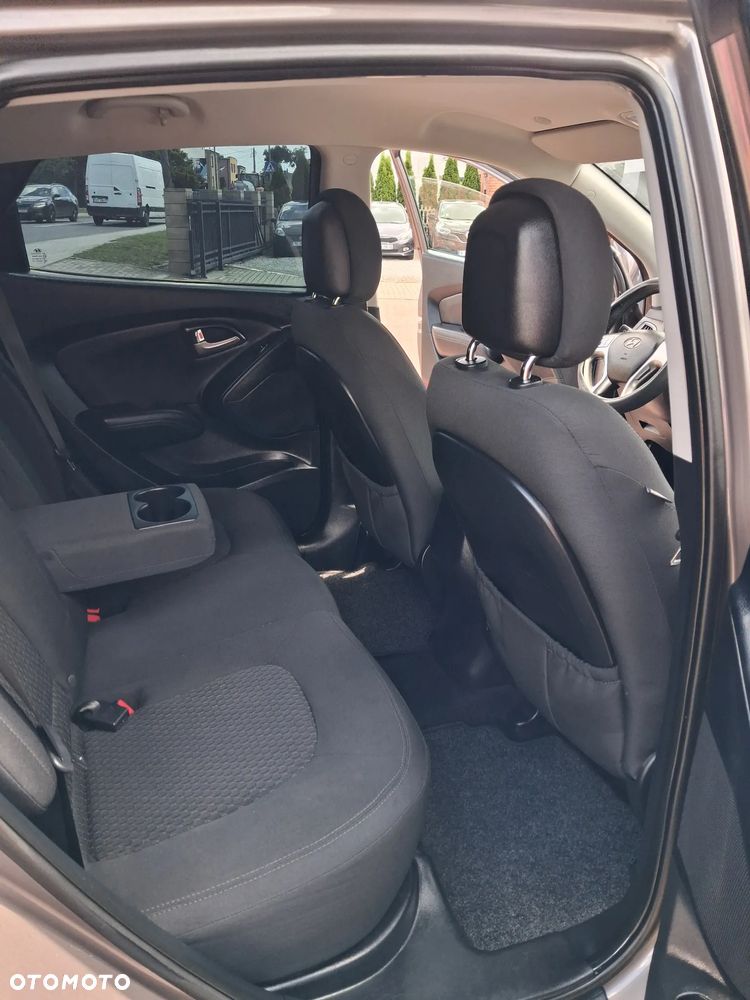 Hyundai ix35 - 12