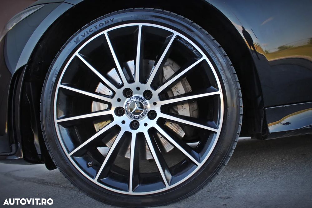 Mercedes-Benz CLS 400 d 4Matic 9G-TRONIC AMG Line - 35