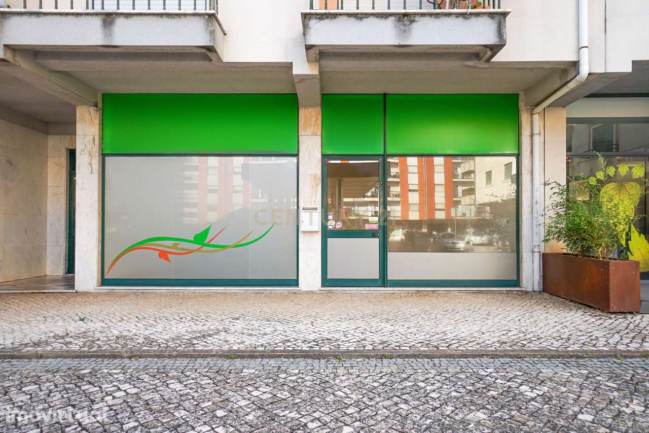 Loja - Centro da Vila - Lousã - Grande imagem: 2/27